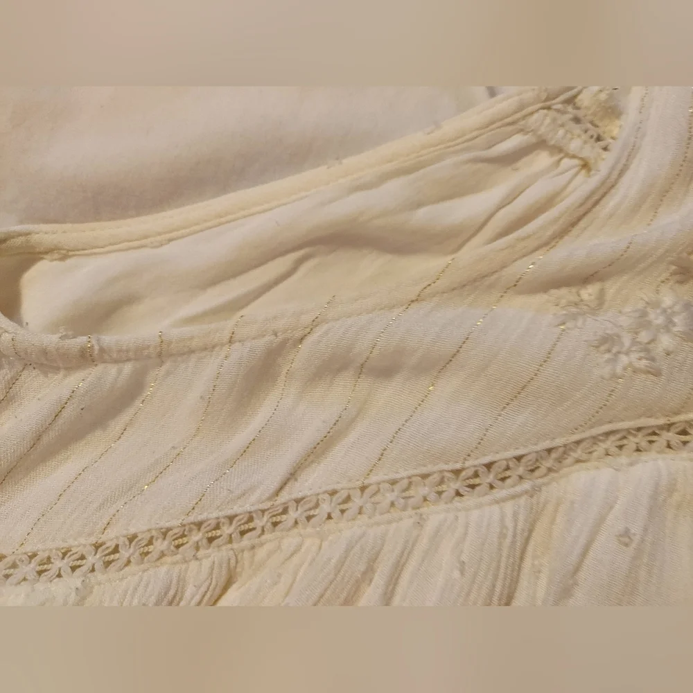 Miss Me Cream Boho Flowy Feminine Sleeveless Blouse With Tassel Ties - Picture 8 of 9